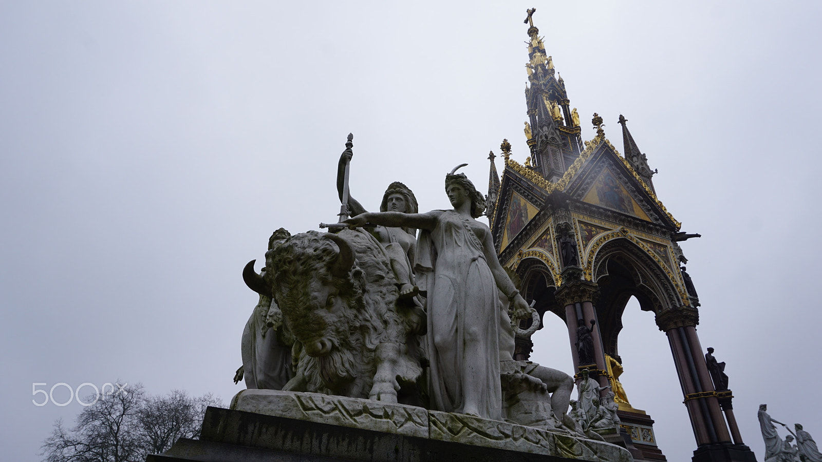 Sony a5100 sample photo. Albert memorial - london photography