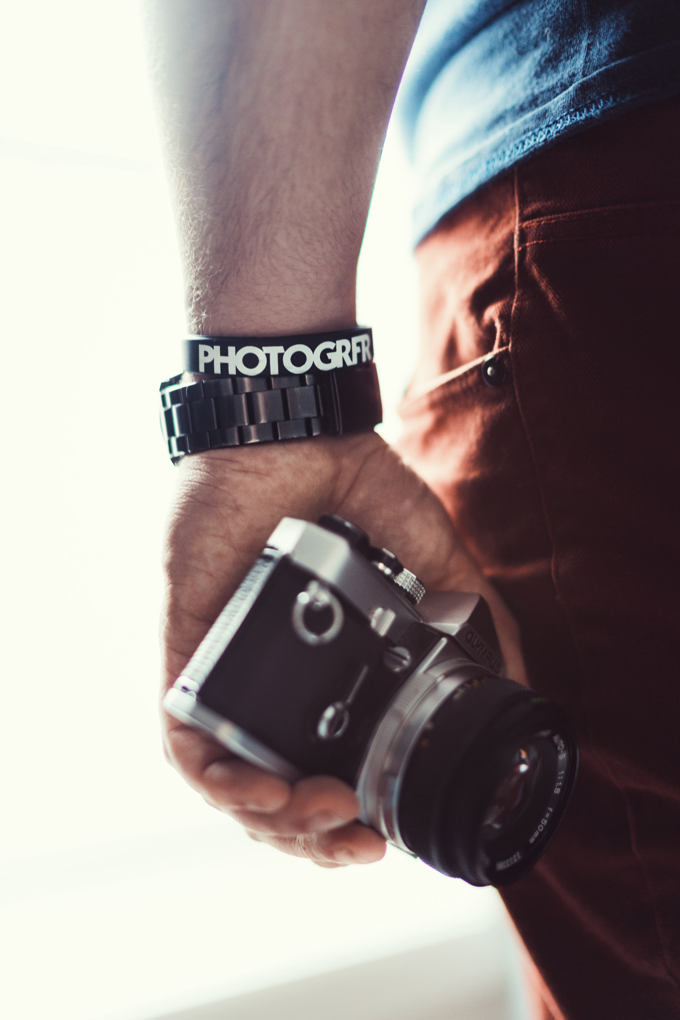Sony a7 II + Sony Distagon T* FE 35mm F1.4 ZA sample photo. Be ready photography