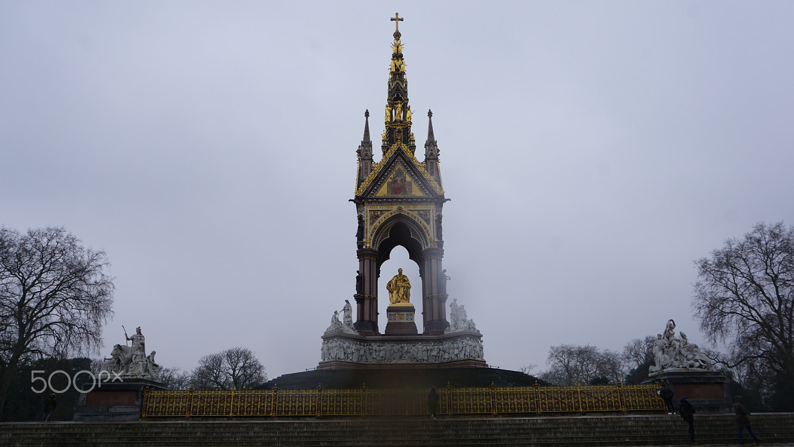 Sony a5100 + Sony E 18-50mm F4-5.6 sample photo. Albert memorial photography