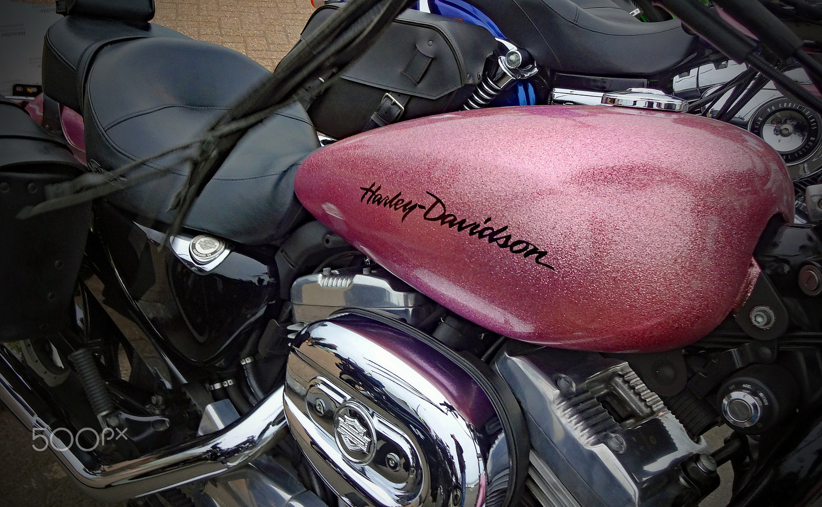 Sony DSC-WX100 sample photo. Metallic pink harley davisdon tank photography