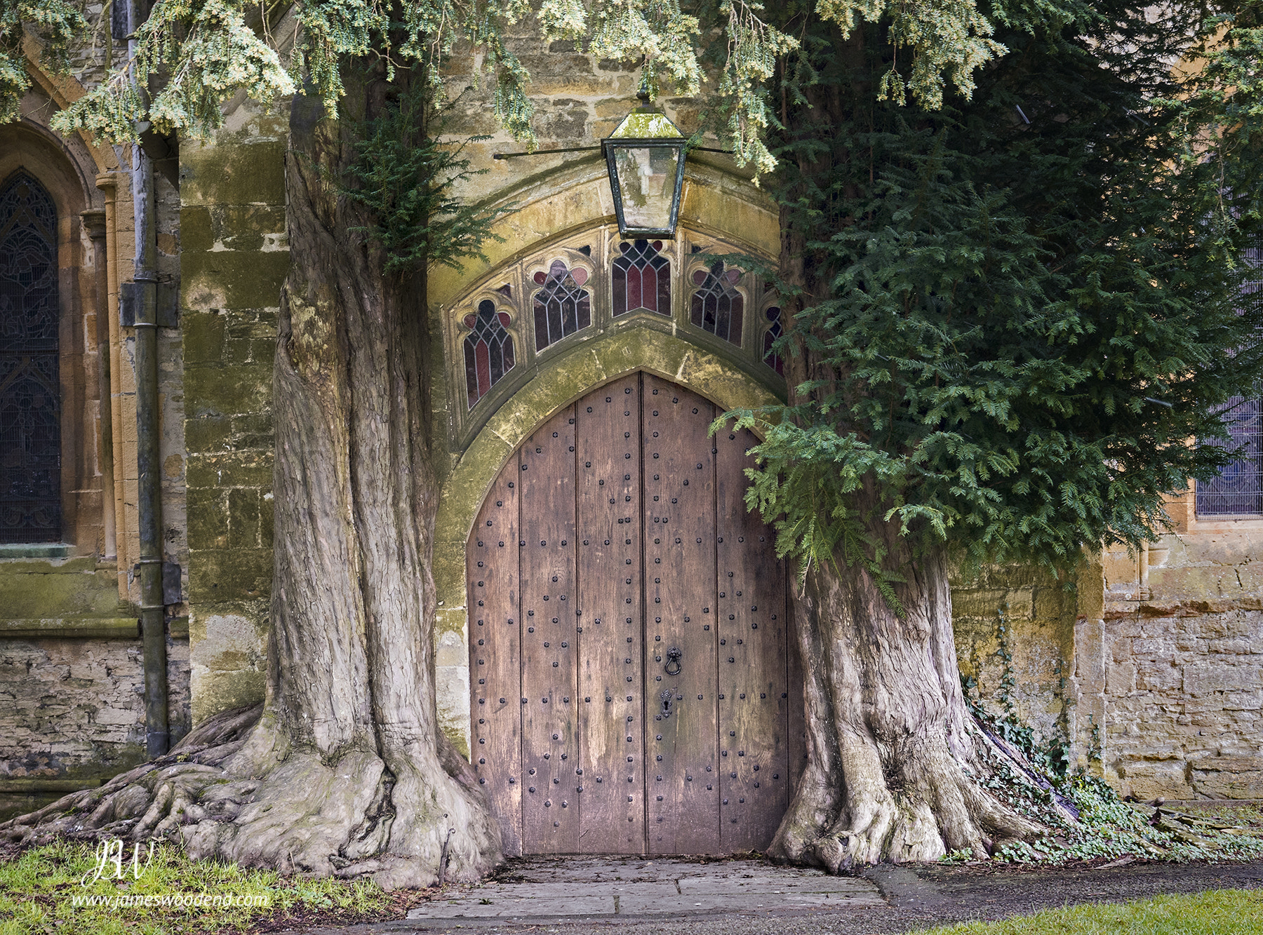 Sony a7R II + Sony Sonnar T* FE 35mm F2.8 ZA sample photo. St edwards church photography
