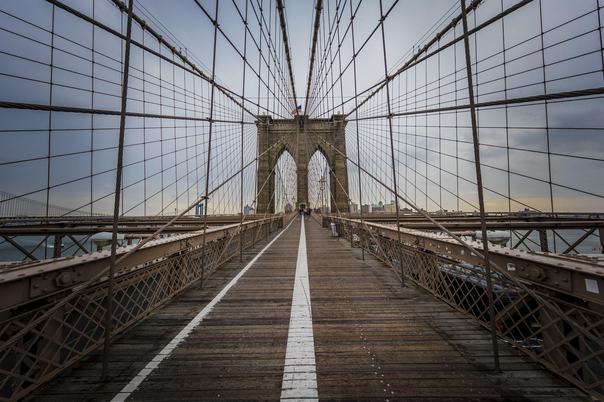 Canon EF 11-24mm F4L USM sample photo. Speedlines photography