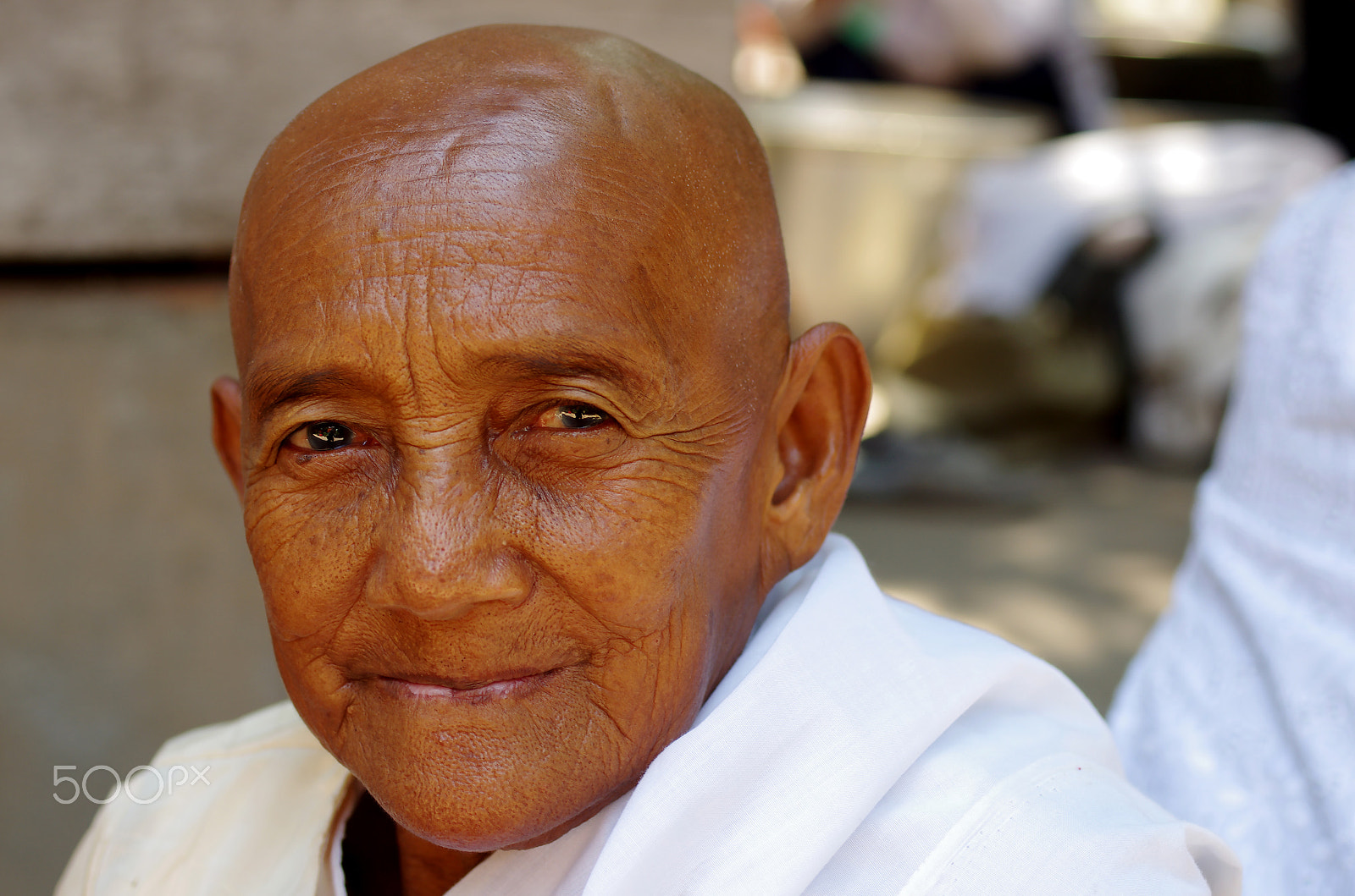 Pentax smc D-FA 50mm F2.8 Macro sample photo. Uomo cambogiano photography