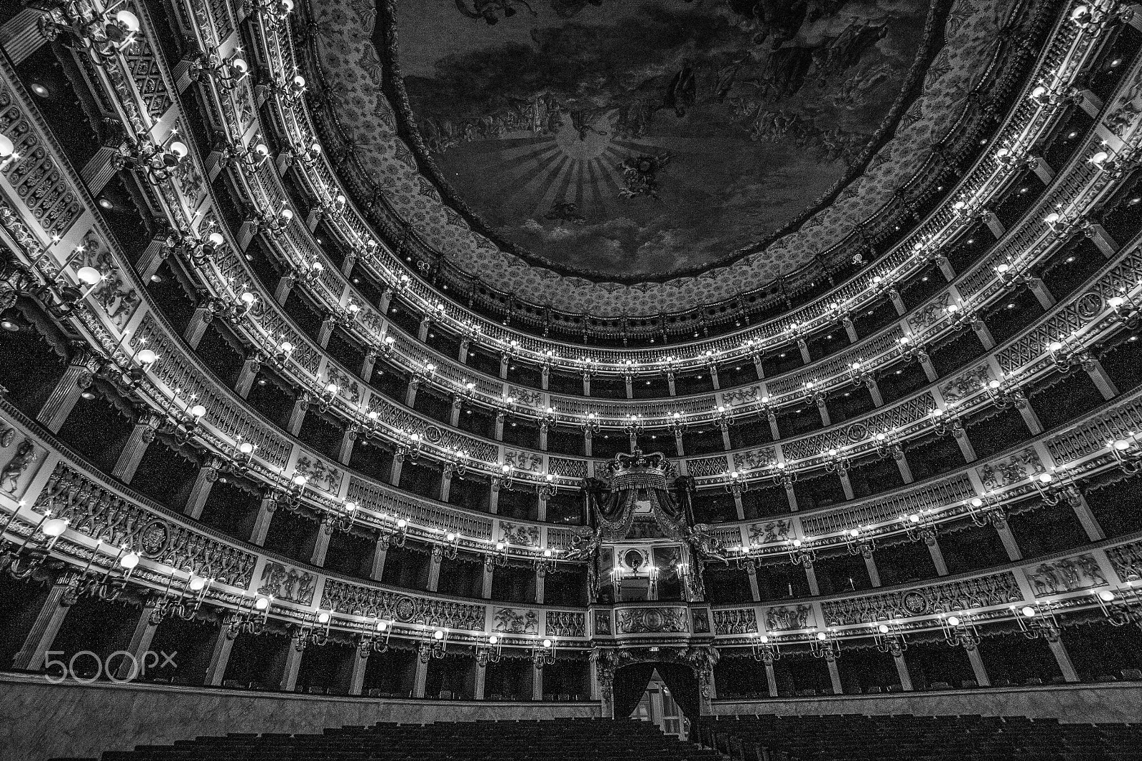 Samyang 14mm F2.8 ED AS IF UMC sample photo. Il teatro san carlo, napoli photography