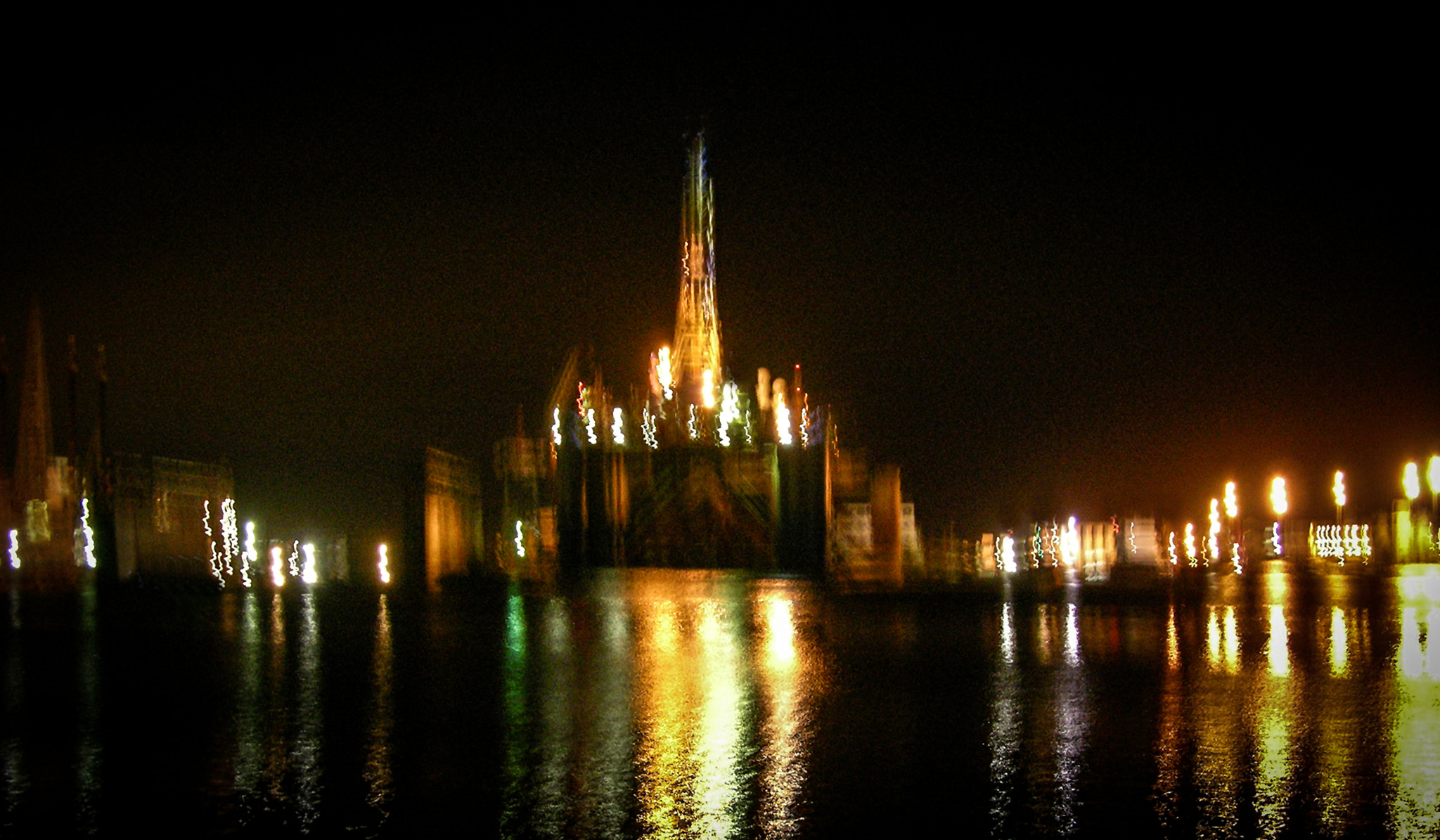 Nikon E8700 sample photo. Harbor reflections photography