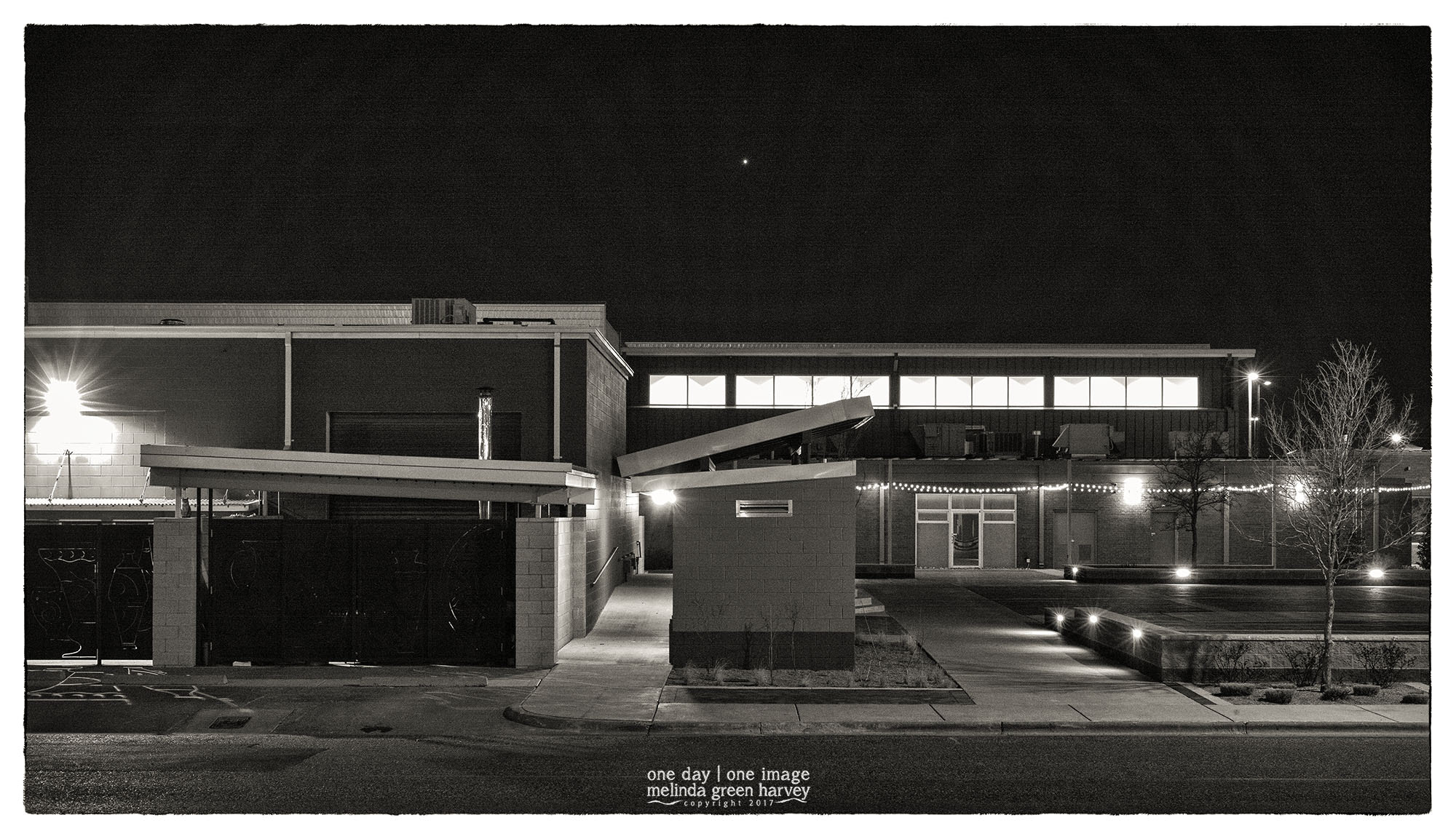 Leica Summarit-M 50mm F2.4 sample photo. Art planet photography