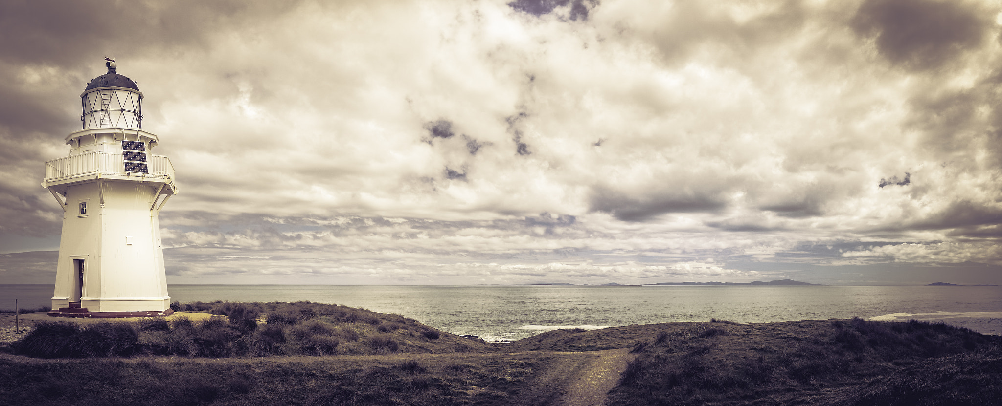 Panasonic Lumix DMC-G2 sample photo. Waipapa point lighthouse photography