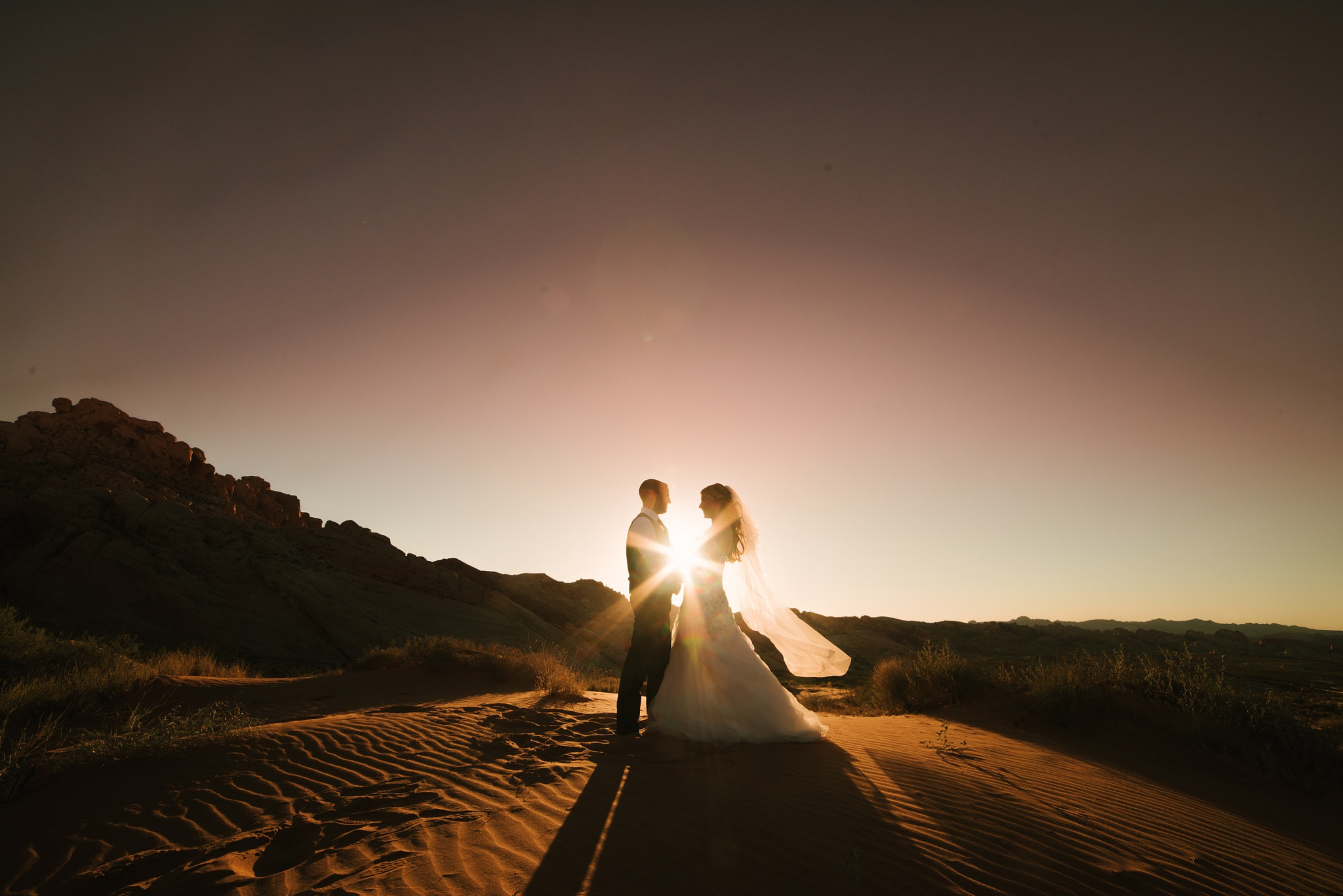 Samyang 14mm F2.8 ED AS IF UMC sample photo. Wedding in the valley of fire photography