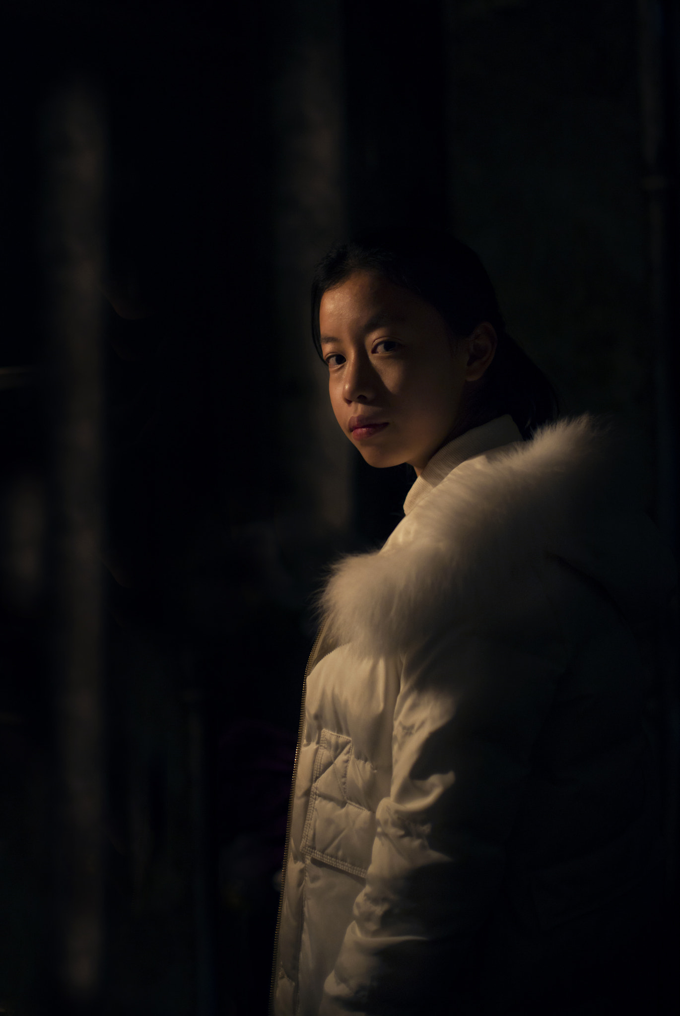 Canon EOS 5DS + Canon EF 50mm F1.4 USM sample photo. Young sister photography