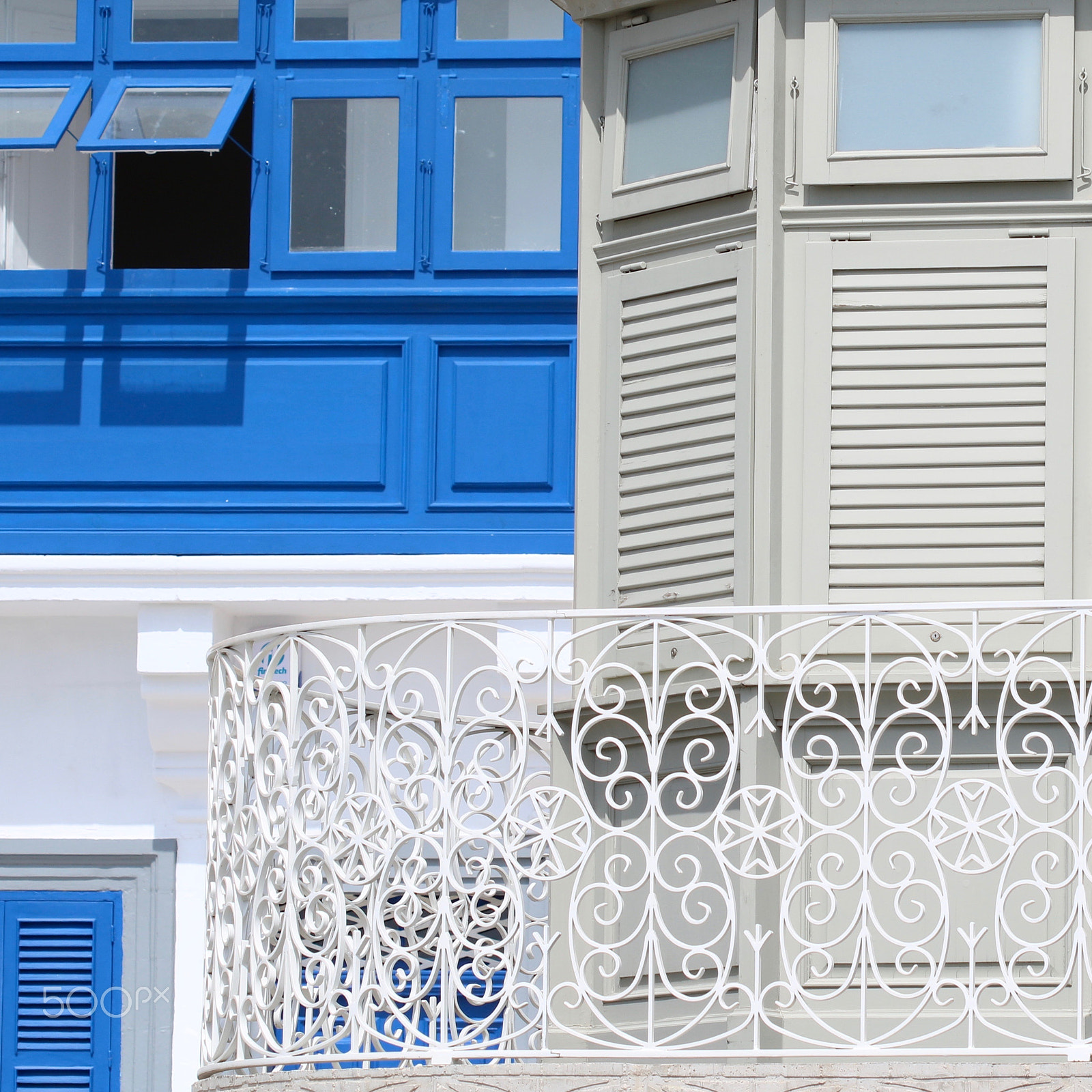 Canon EF 100mm F2.8 Macro USM sample photo. Traditional maltese architecture photography