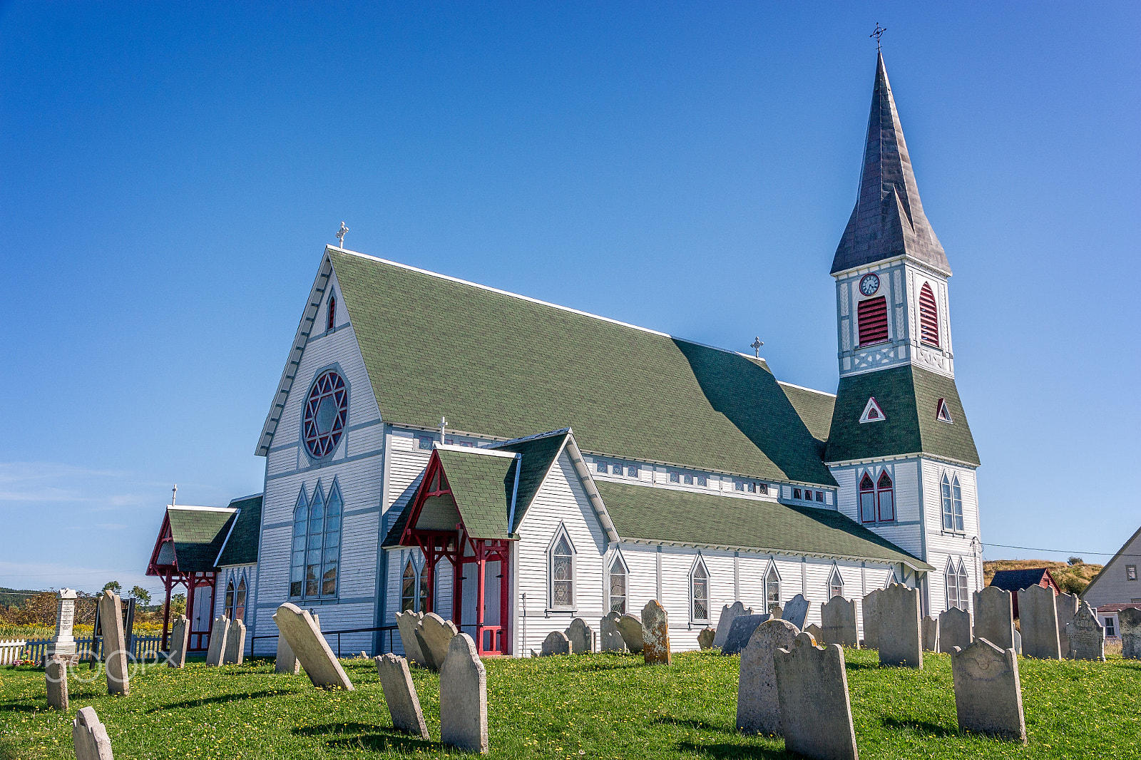 Canon EOS 450D (EOS Rebel XSi / EOS Kiss X2) sample photo. Historic church in trinity, newfoundland photography
