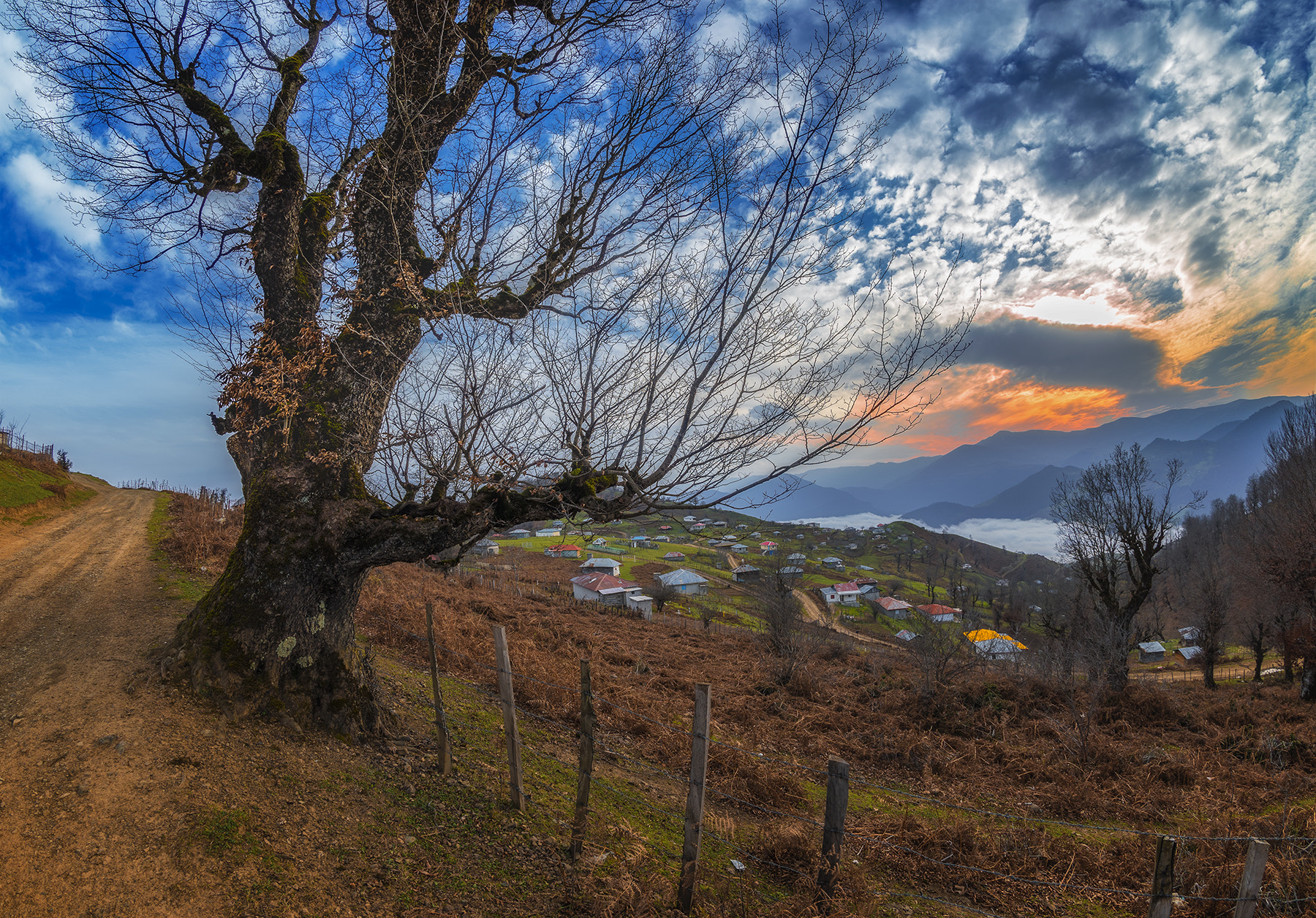 Nikon D810 + Samyang 12mm F2.8 ED AS NCS Fisheye sample photo. Above of the clouds photography