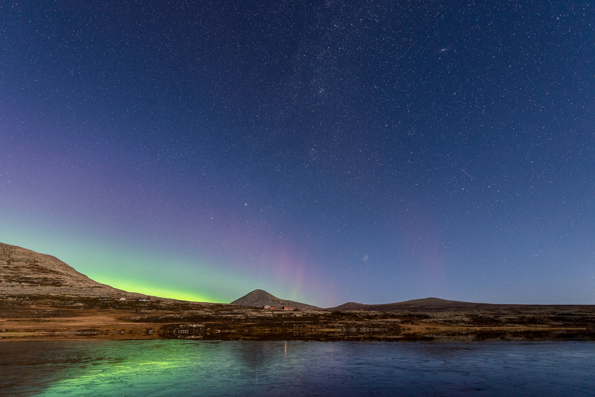 Tamron SP 15-30mm F2.8 Di VC USD sample photo. October aurora photography