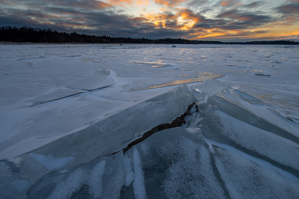 Canon EF 16-35mm F4L IS USM sample photo. Icebeach photography