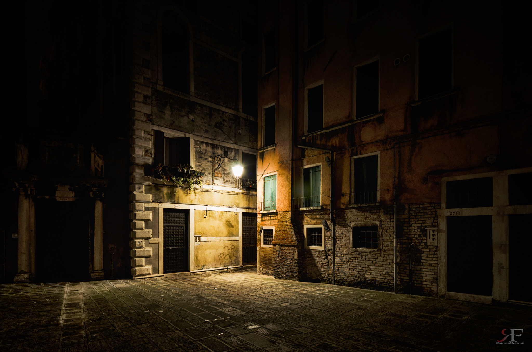 Sigma 12-24mm F4.5-5.6 EX DG Aspherical HSM sample photo. Venezia photography