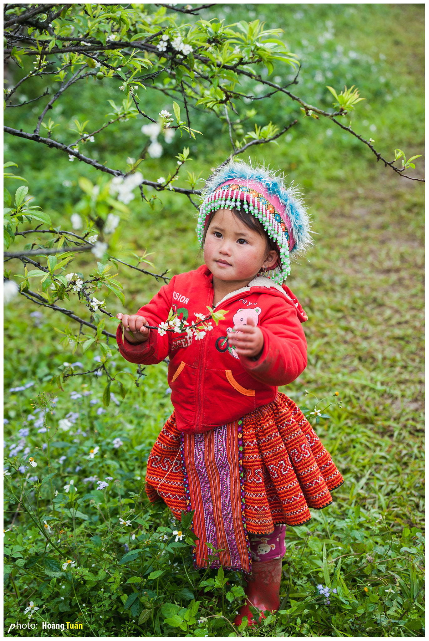 Tamron SP 70-200mm F2.8 Di VC USD sample photo. #02 em bé dân tộc photography