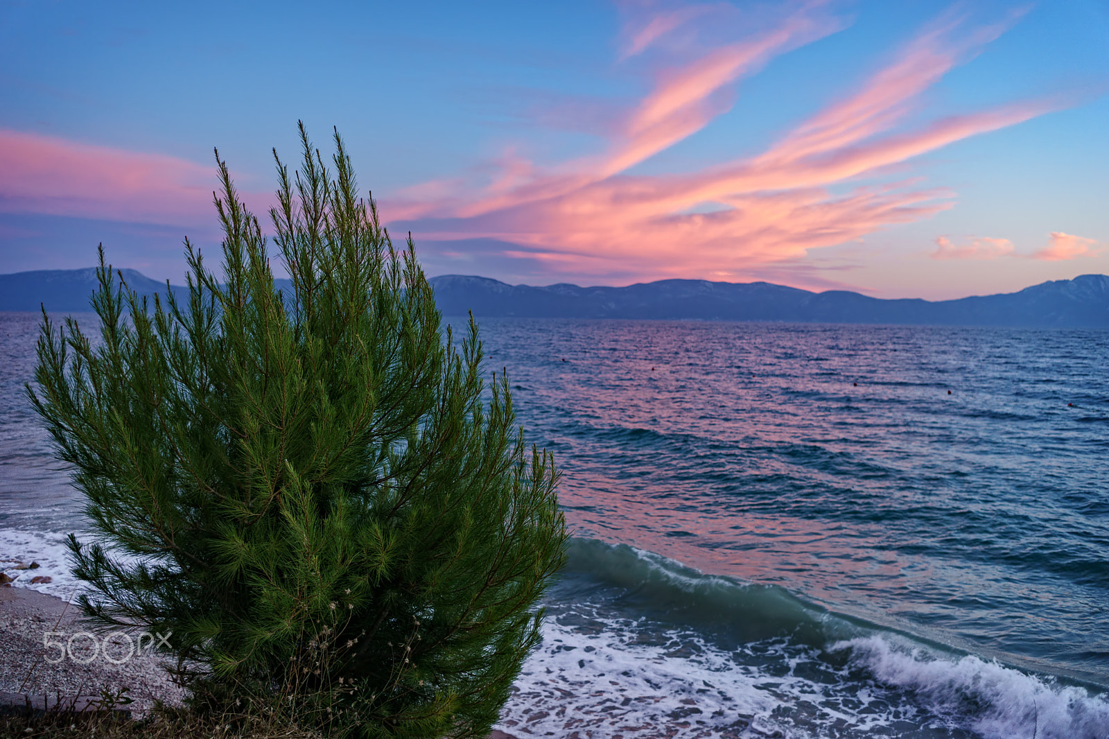 Sony E 20mm F2.8 sample photo. On the bank of adriatic sea in the evening photography