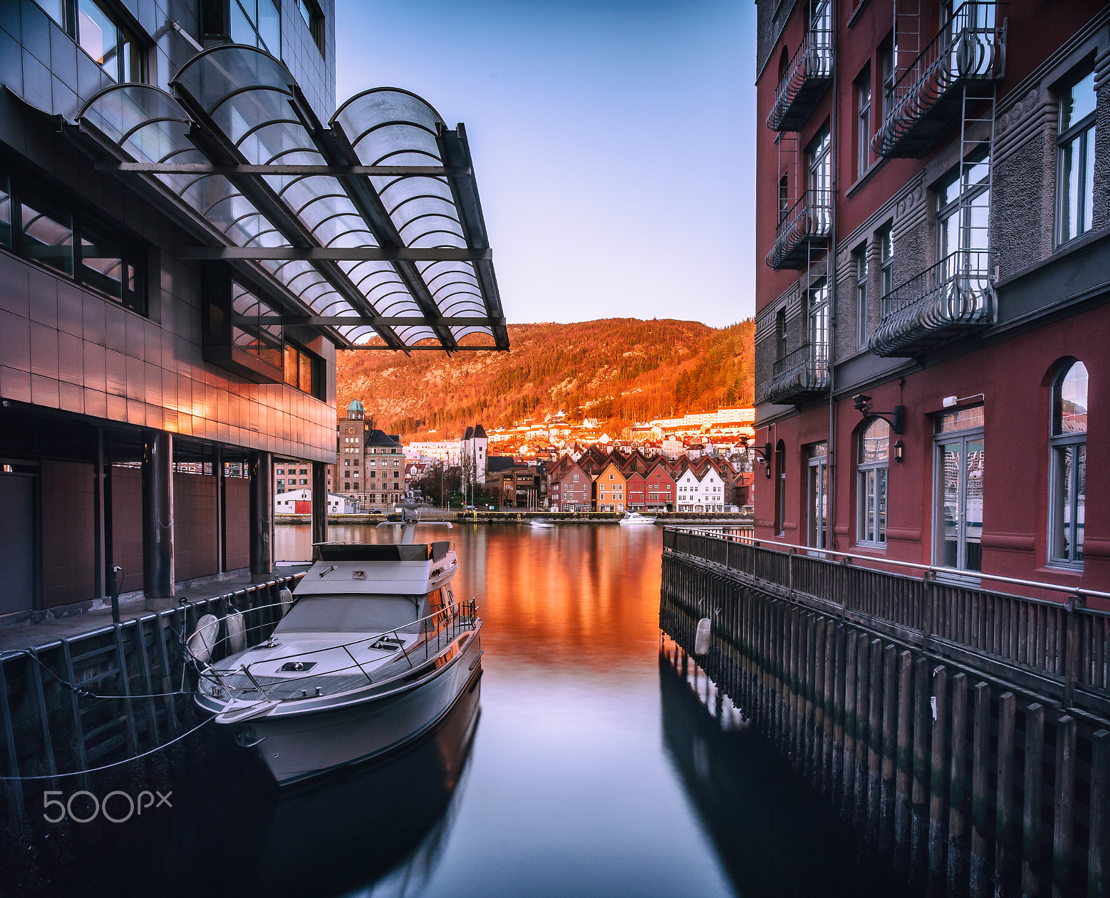 Sigma 19mm F2.8 EX DN sample photo. Bergen landscape photography