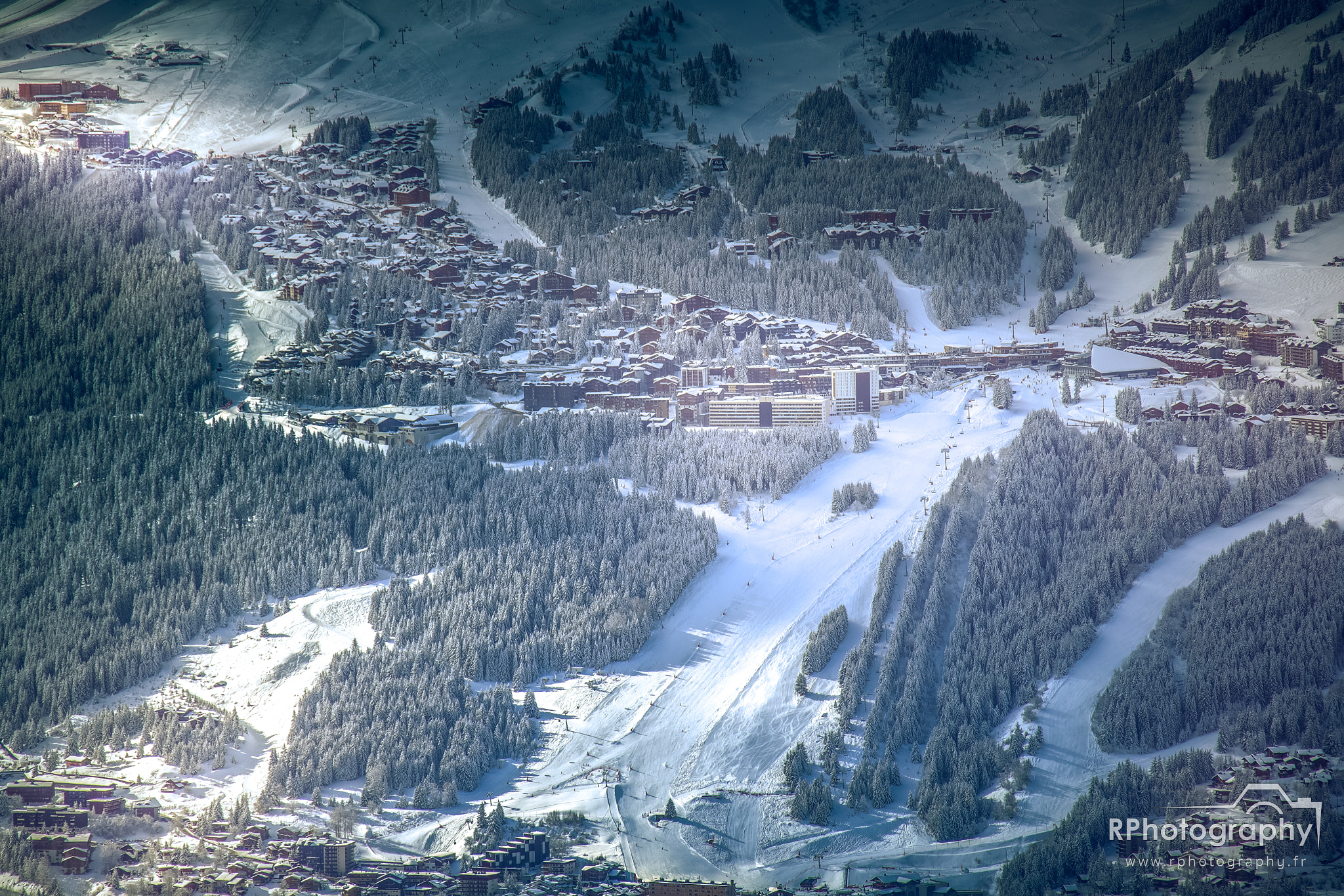 Canon EF 28-300mm F3.5-5.6L IS USM sample photo. Courchevel see from sky photography