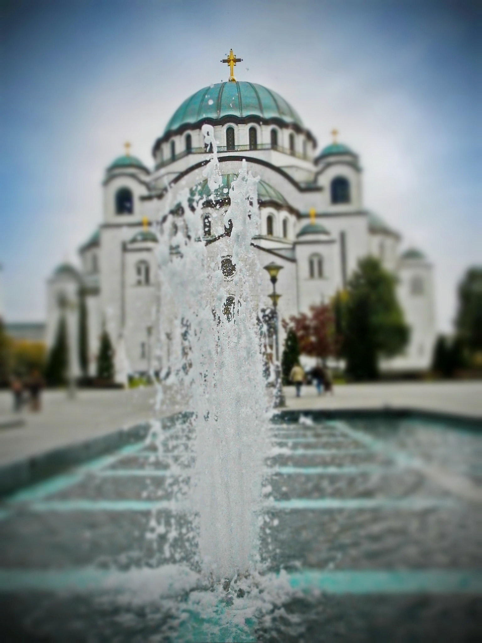 Olympus SP-620UZ sample photo. Fountain in front of st. sava cathedral in belgrade, serbia photography