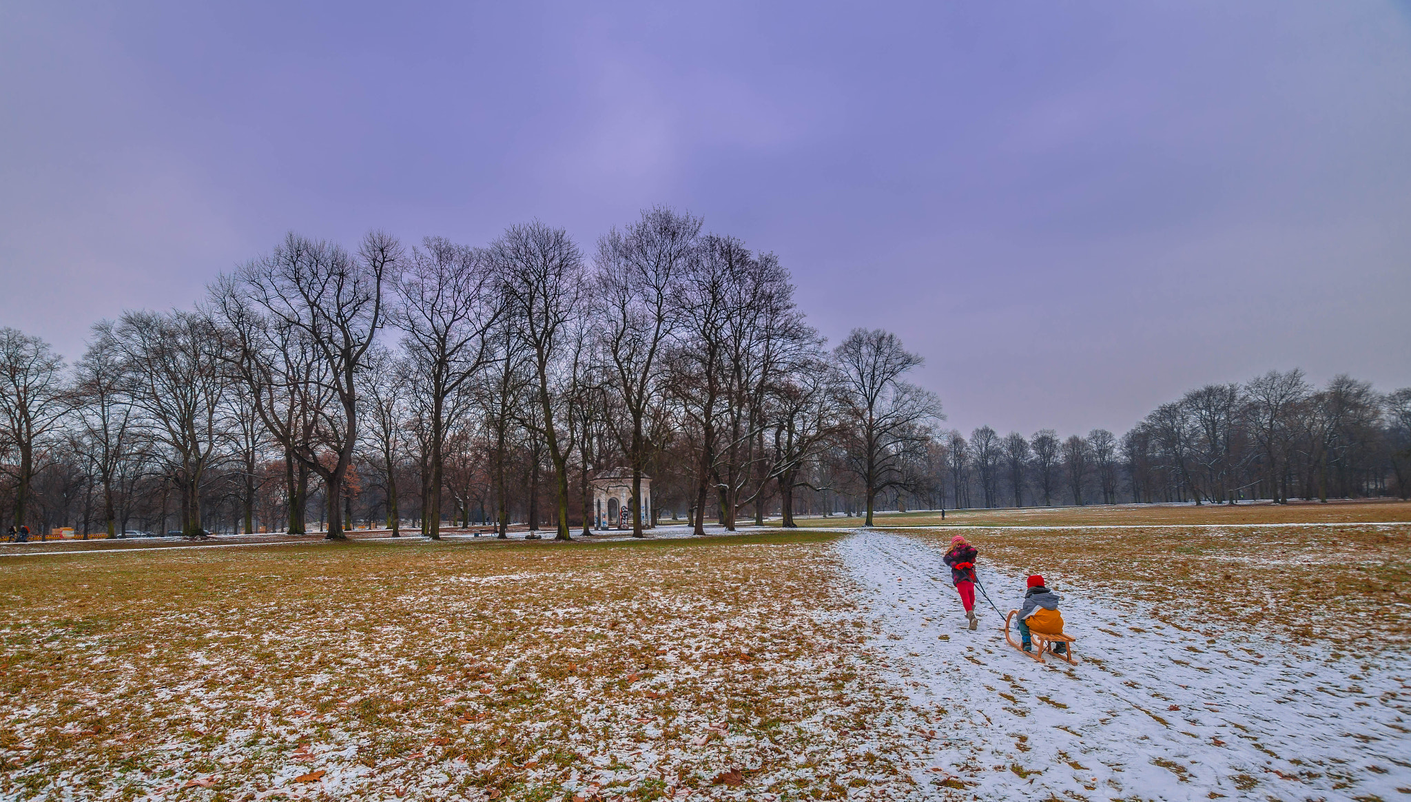 Sony SLT-A58 + Sigma 10-20mm F3.5 EX DC HSM sample photo. Kids at play photography