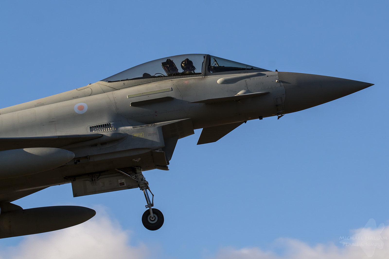 Sigma 150-600mm F5-6.3 DG OS HSM | S sample photo. Typhoon fgr4 zk322 landing - raf coningsby photography