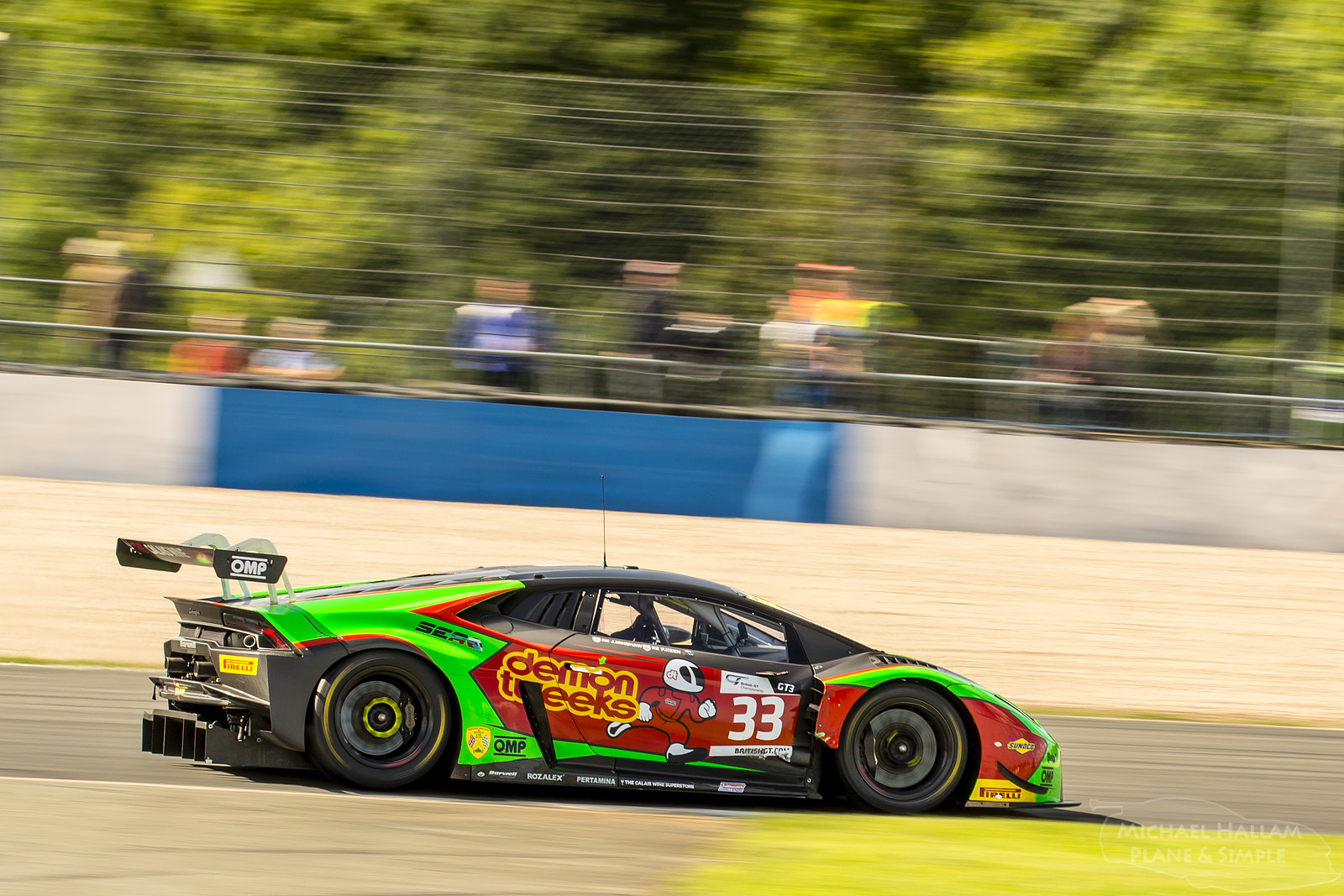Sigma 150-600mm F5-6.3 DG OS HSM | S sample photo. Lamborghini huracan gt3 photography