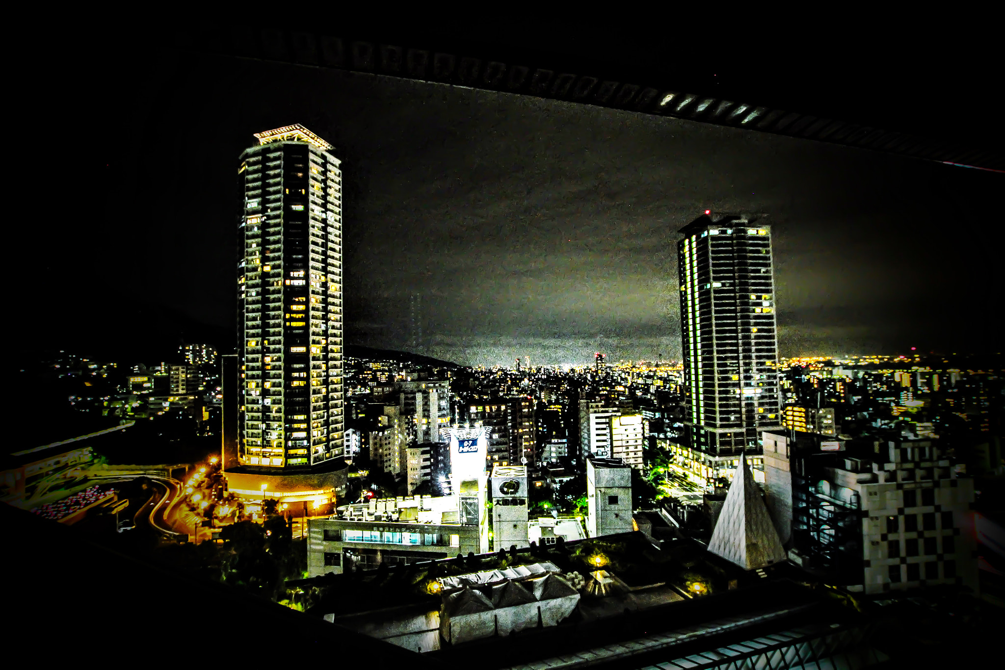 Canon EOS 600D (Rebel EOS T3i / EOS Kiss X5) + Sigma 10-20mm F3.5 EX DC HSM sample photo. Kobe night photography