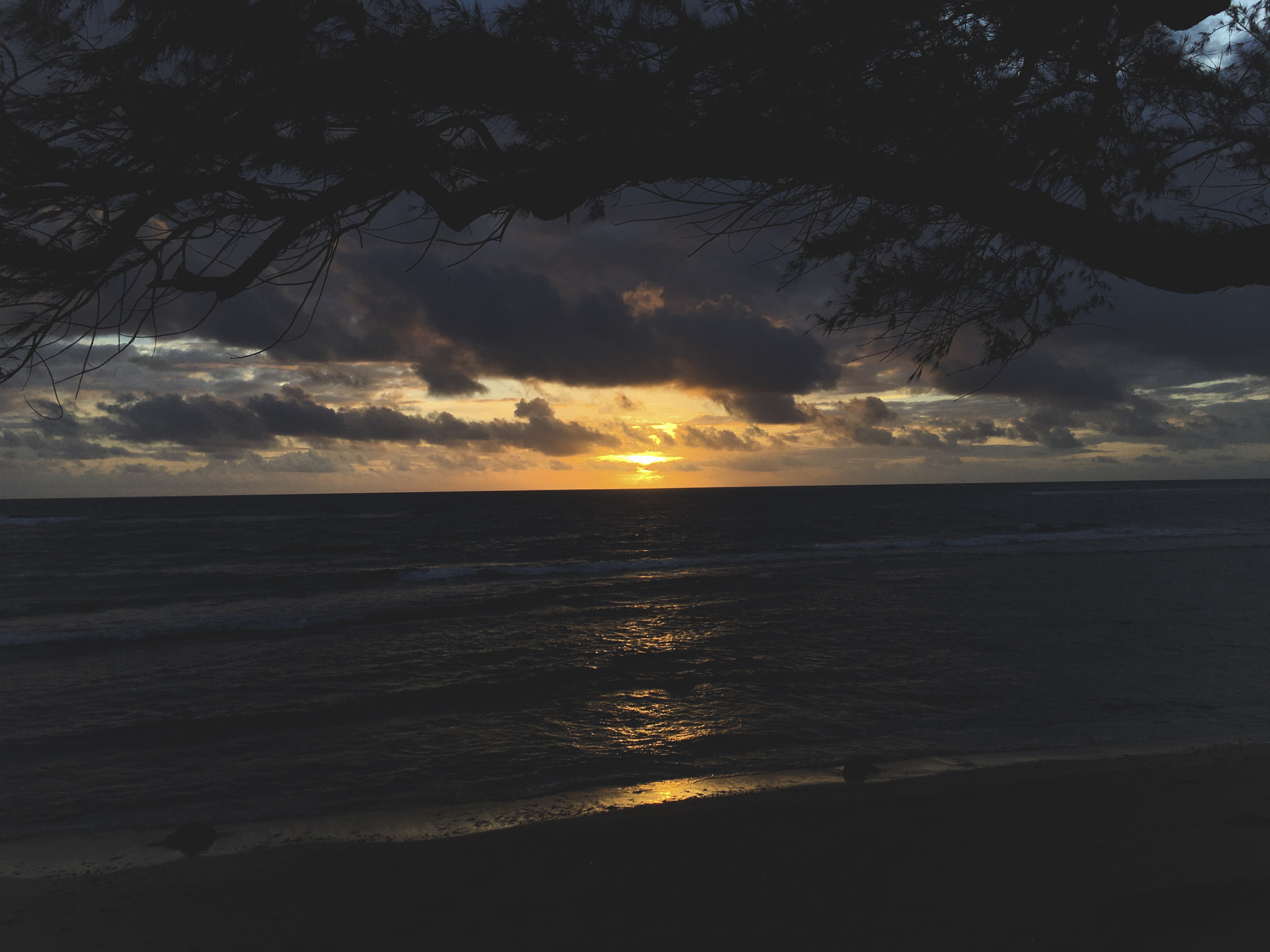 iPad Pro back camera 4.15mm f/2.2 sample photo. Hawaiian sunset photography