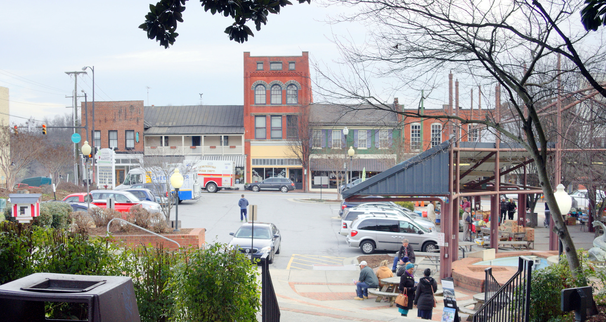 Pentax K-x sample photo. Lynchburg va. this morning photography