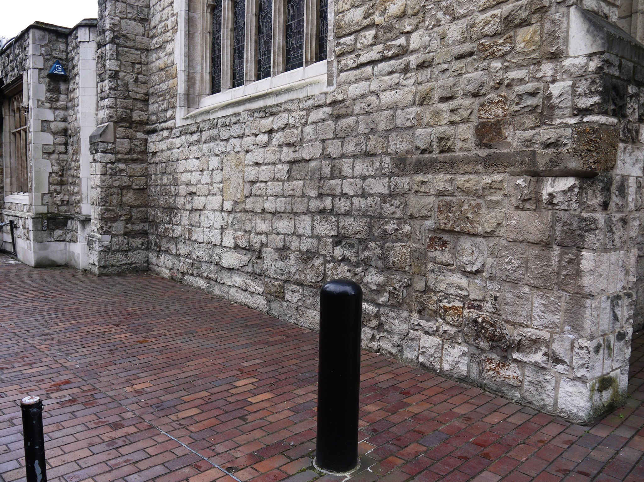 Panasonic Lumix DMC-GF3 + IO 14-42mm F3.5-5.6 sample photo. St giles' cripplegate, london photography