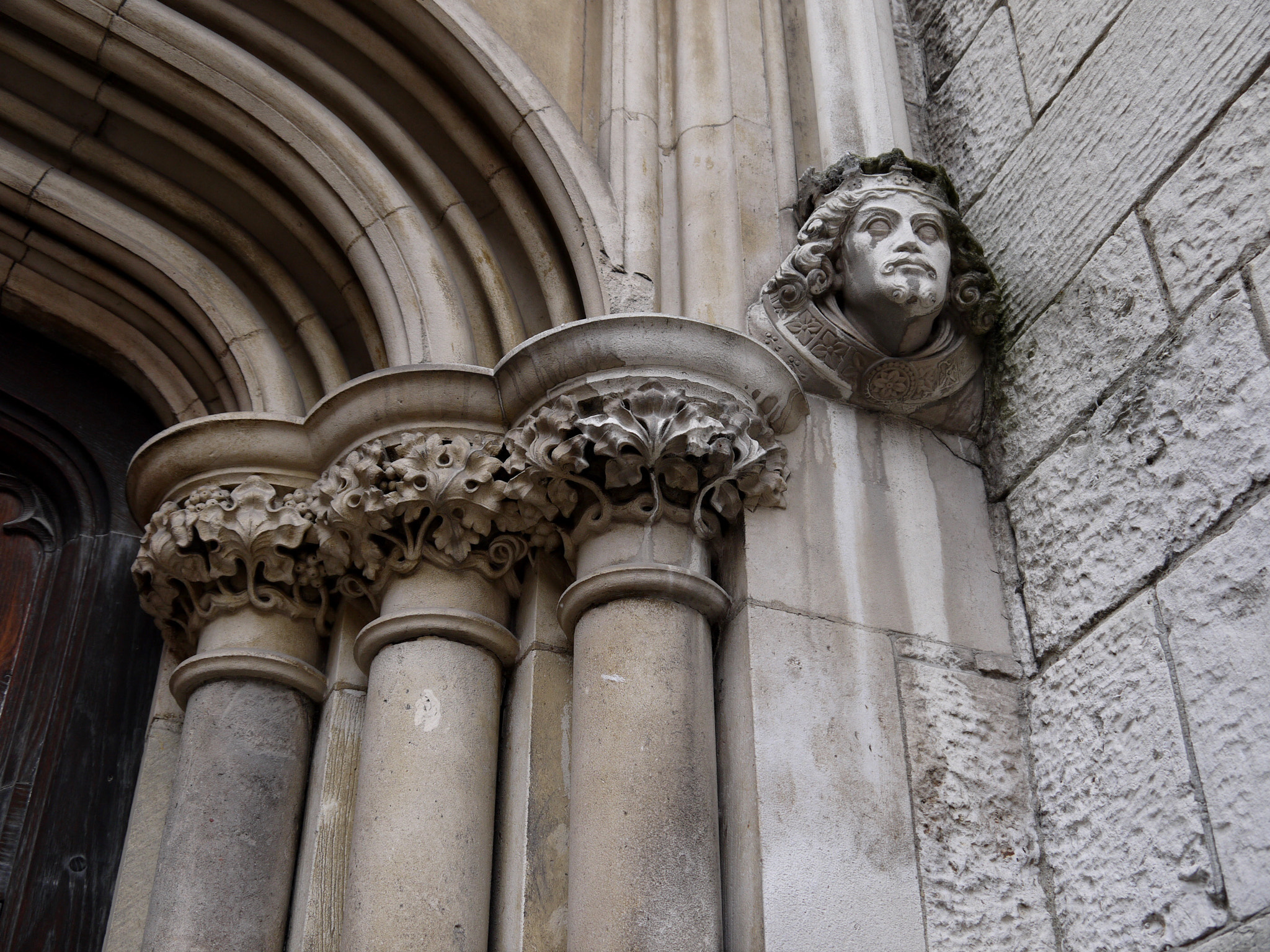 Panasonic Lumix DMC-GF3 + IO 14-42mm F3.5-5.6 sample photo. St giles' cripplegate, london photography