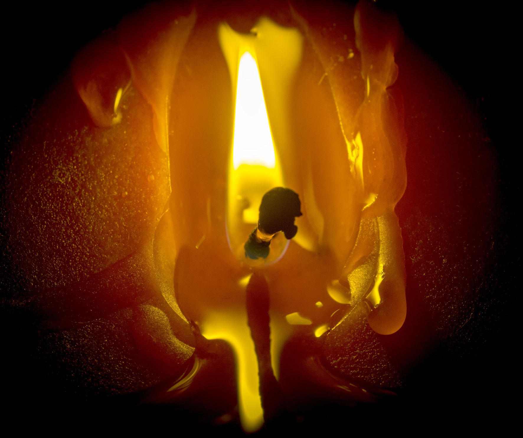 Tamron SP AF 90mm F2.8 Di Macro sample photo. Candle photography