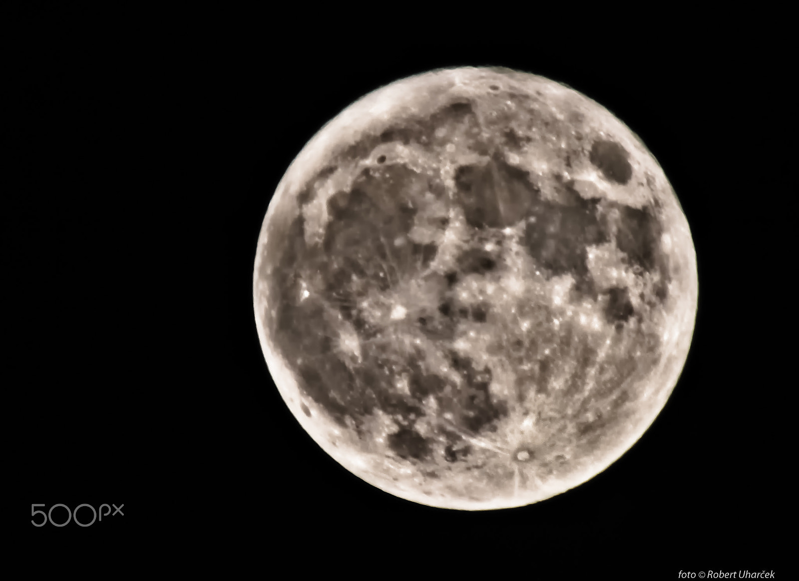 Sigma 150-500mm F5-6.3 DG OS HSM sample photo. Full moon photography