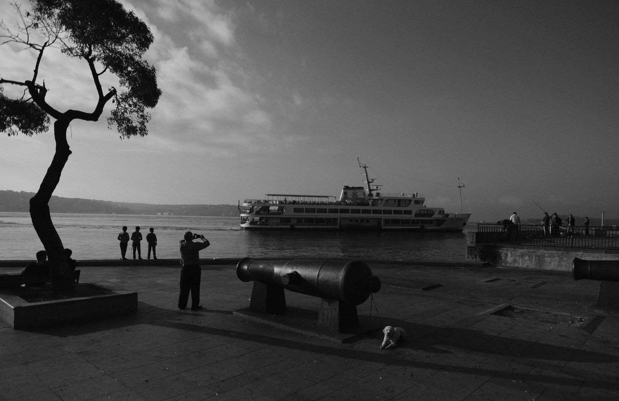 Fujifilm XF 14mm F2.8 R sample photo. It's morning in istanbul. photography