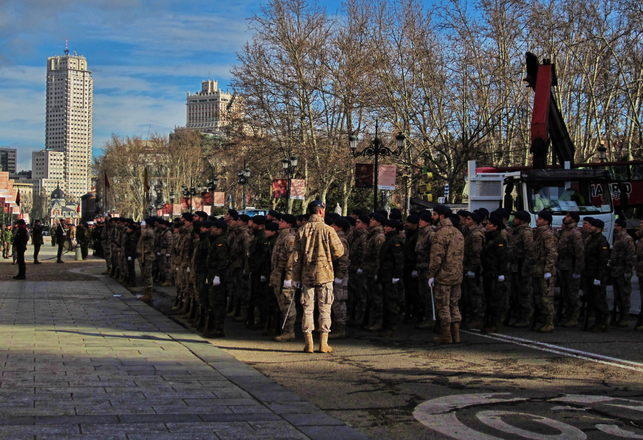 Canon PowerShot ELPH 300 HS (IXUS 220 HS / IXY 410F) sample photo. Soldiers photography