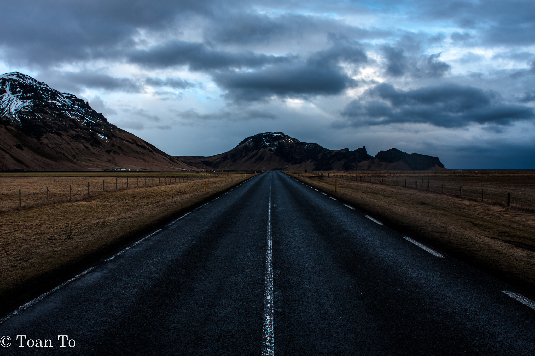 Canon EOS 40D + Canon EF 24mm f/1.4L sample photo. Somewhere in iceland photography