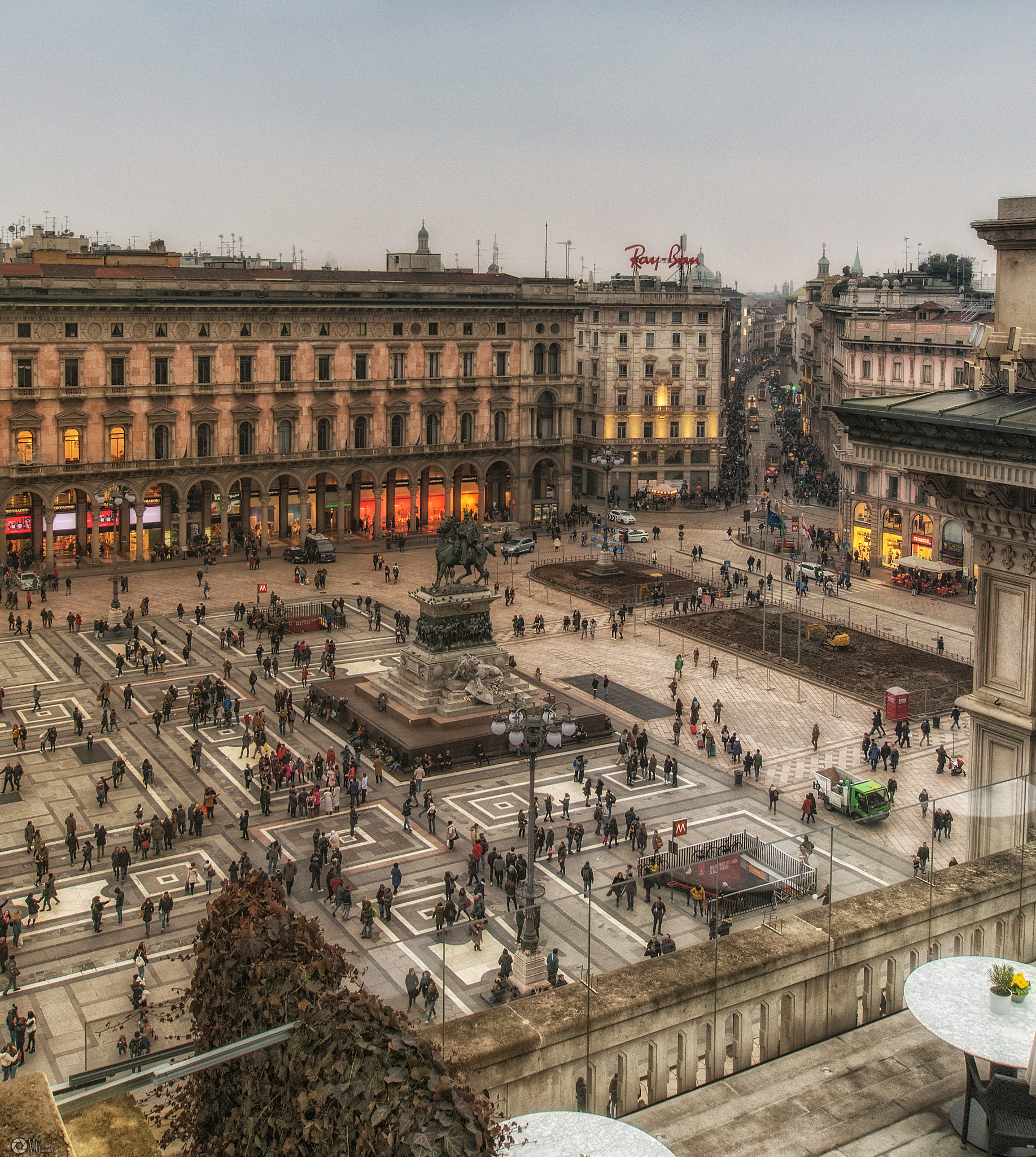 Nikon D3300 + Sigma 10-20mm F3.5 EX DC HSM sample photo. Piazza duomo, milano photography