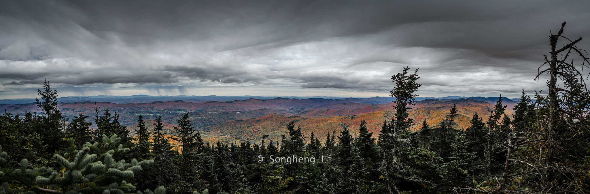 Nikon D7000 + Nikon AF-S Nikkor 17-35mm F2.8D ED-IF sample photo. A panorama view from mount abraham photography