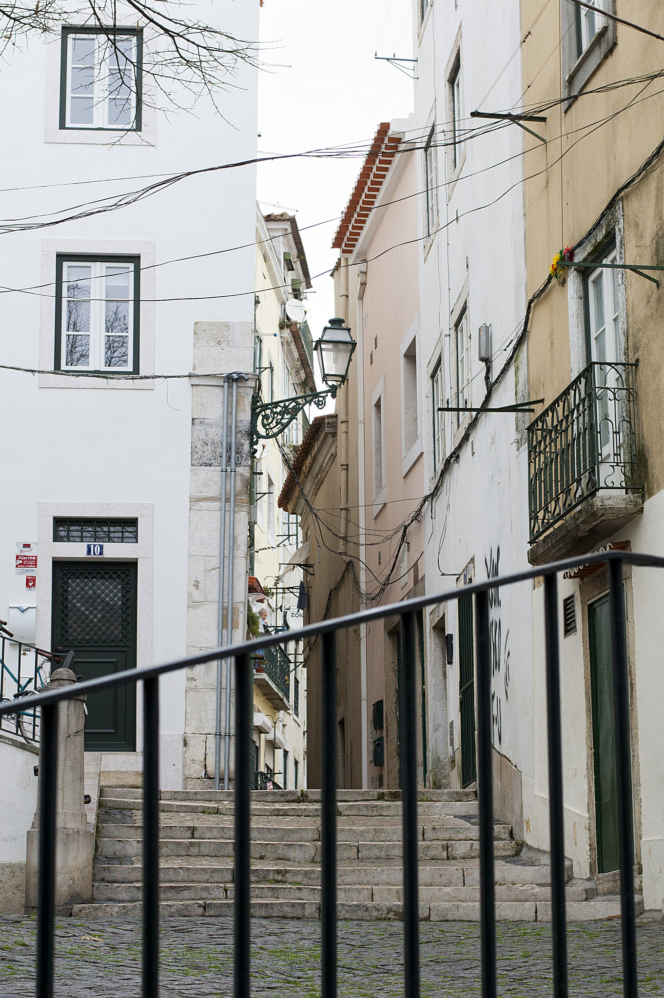 Nikon D40 + Nikon AF-S Nikkor 50mm F1.8G sample photo. Lisbon photography