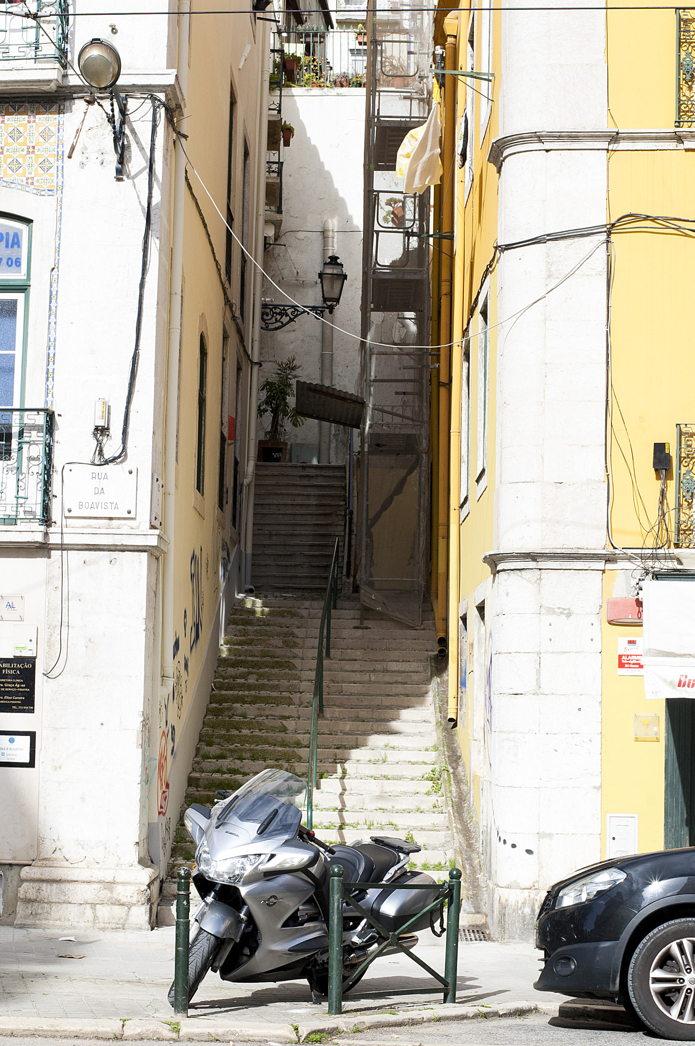 Nikon D40 + Nikon AF-S Nikkor 50mm F1.8G sample photo. Lisbon photography
