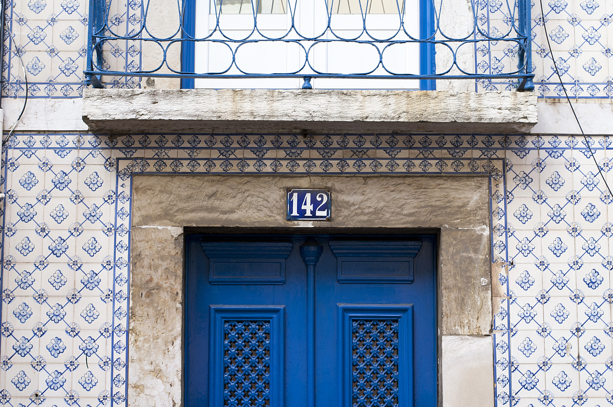 Nikon D40 + Nikon AF-S Nikkor 50mm F1.8G sample photo. Lisbon photography