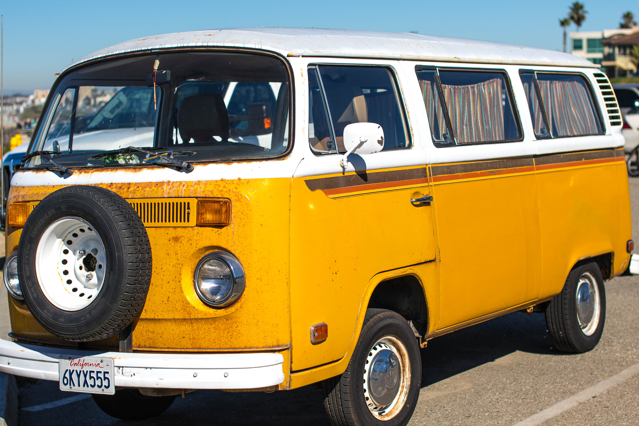 Canon EOS 7D Mark II sample photo. Vw bus photography