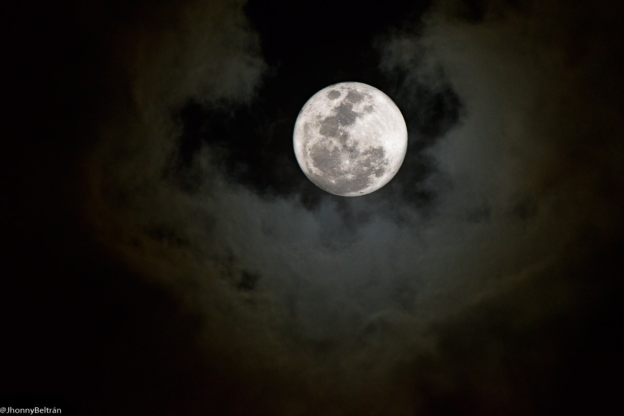 Nikon D7200 sample photo. Lunaticos photography