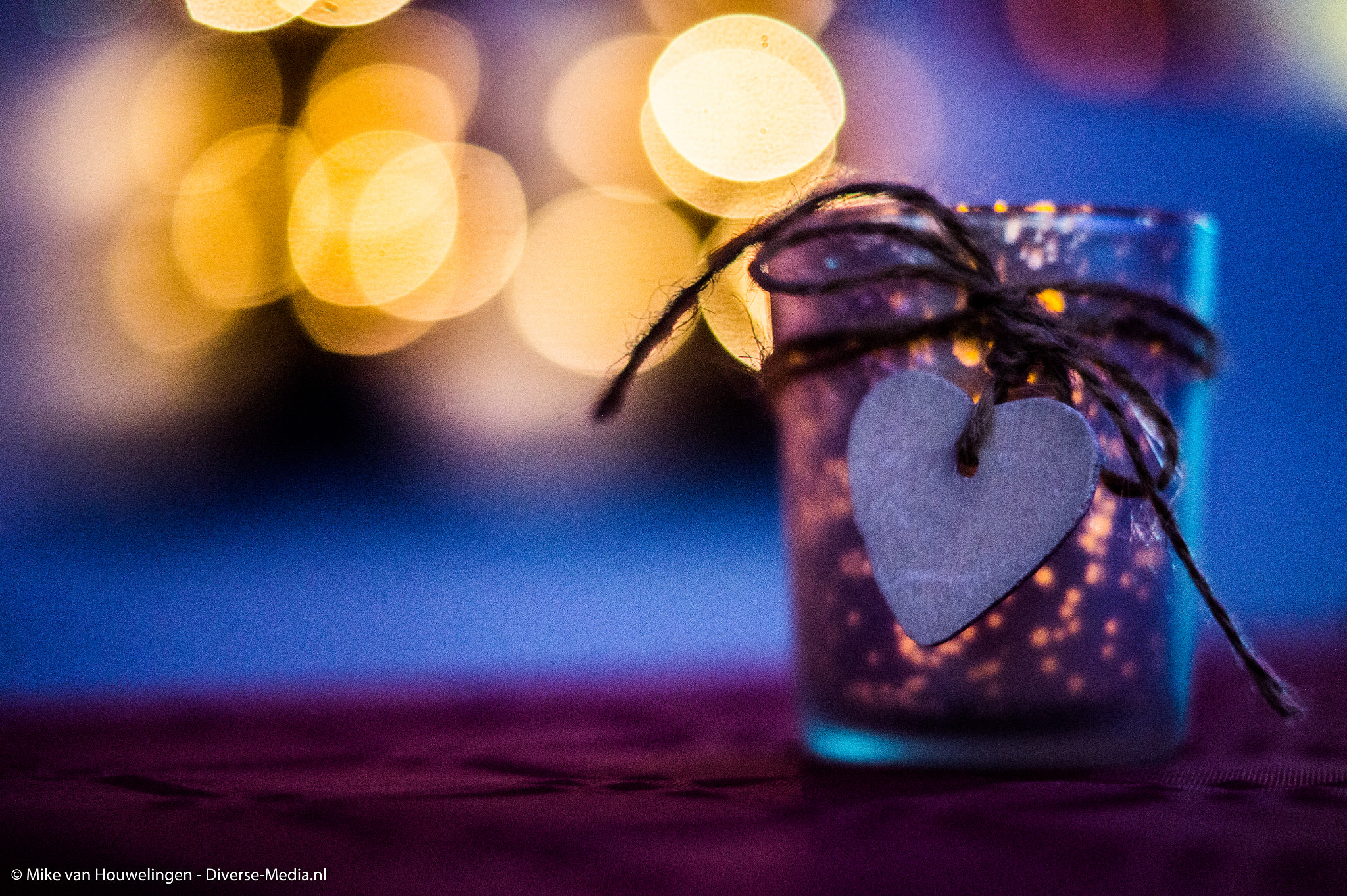 Sony SLT-A58 + Sony DT 50mm F1.8 SAM sample photo. Love bokeh photography