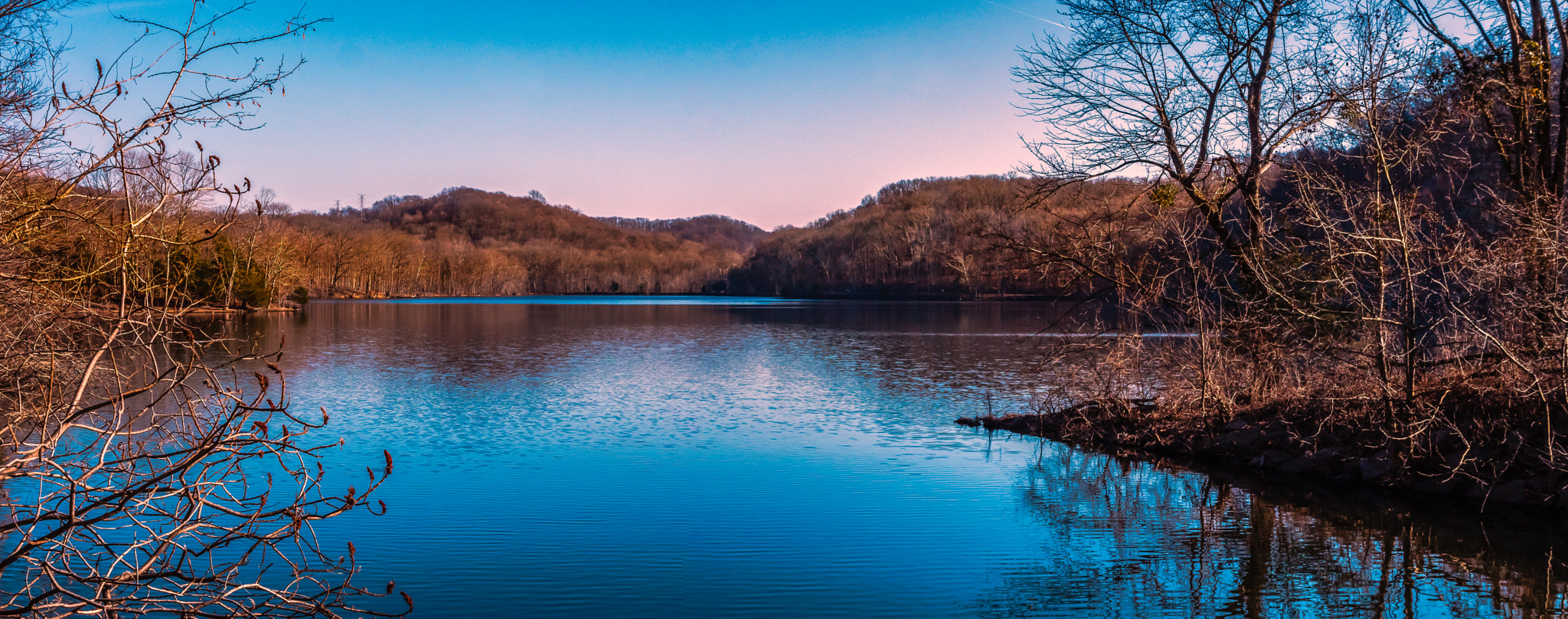 Panasonic Lumix DMC-GH4 + Panasonic Leica DG Summilux 25mm F1.4 II ASPH sample photo. A peaceful sunset at the radnor lake wildlife refu ... photography