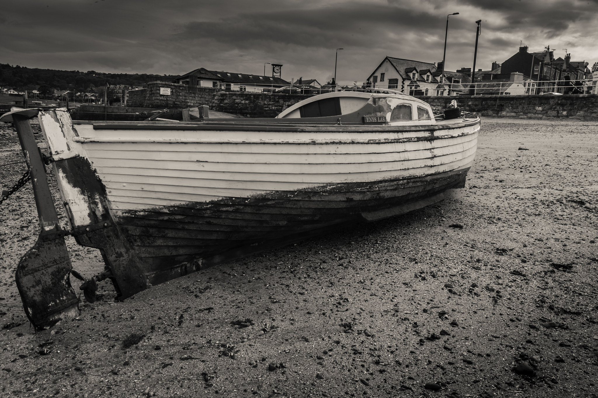 Nikon AF-S Nikkor 28-70mm F2.8 ED-IF sample photo. Harbour in wales photography