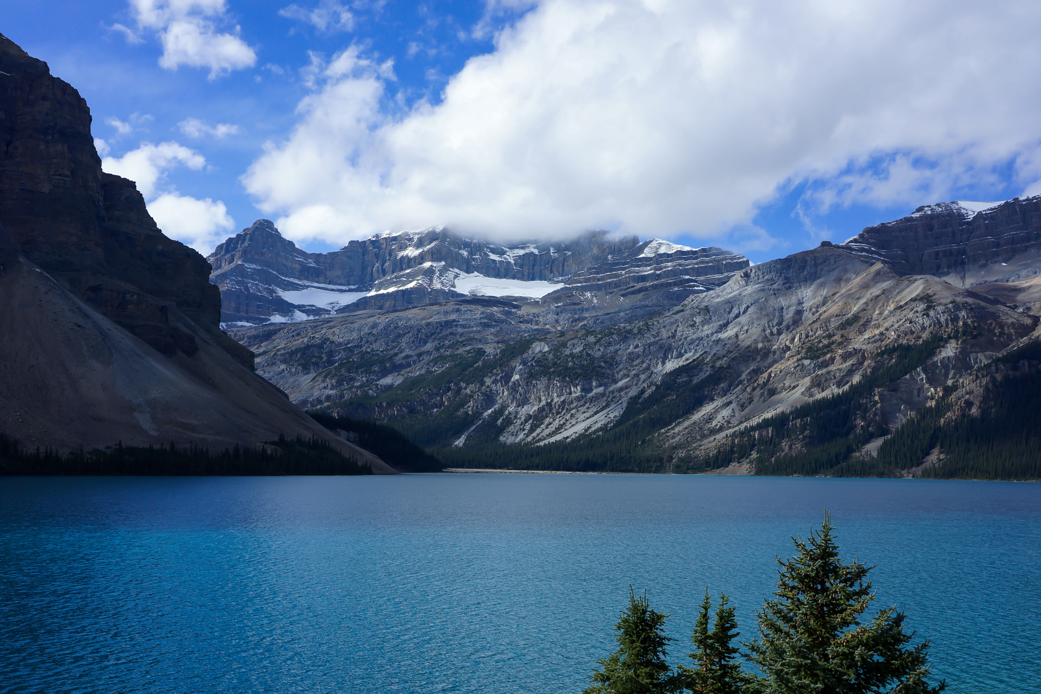 Sony Alpha NEX-7 + Sony E 18-55mm F3.5-5.6 OSS sample photo. Bow lake photography