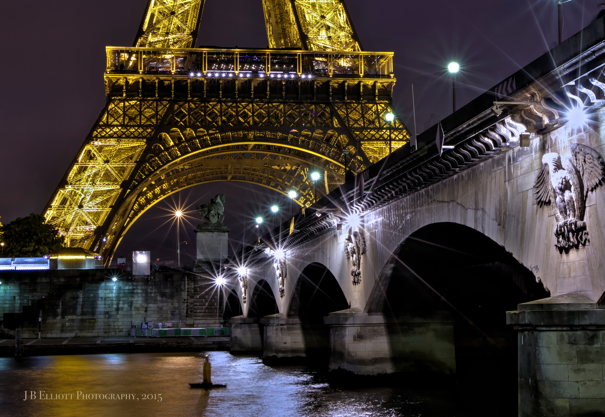 Canon EOS 7D Mark II sample photo. Eiffel tower & pont d'iena photography