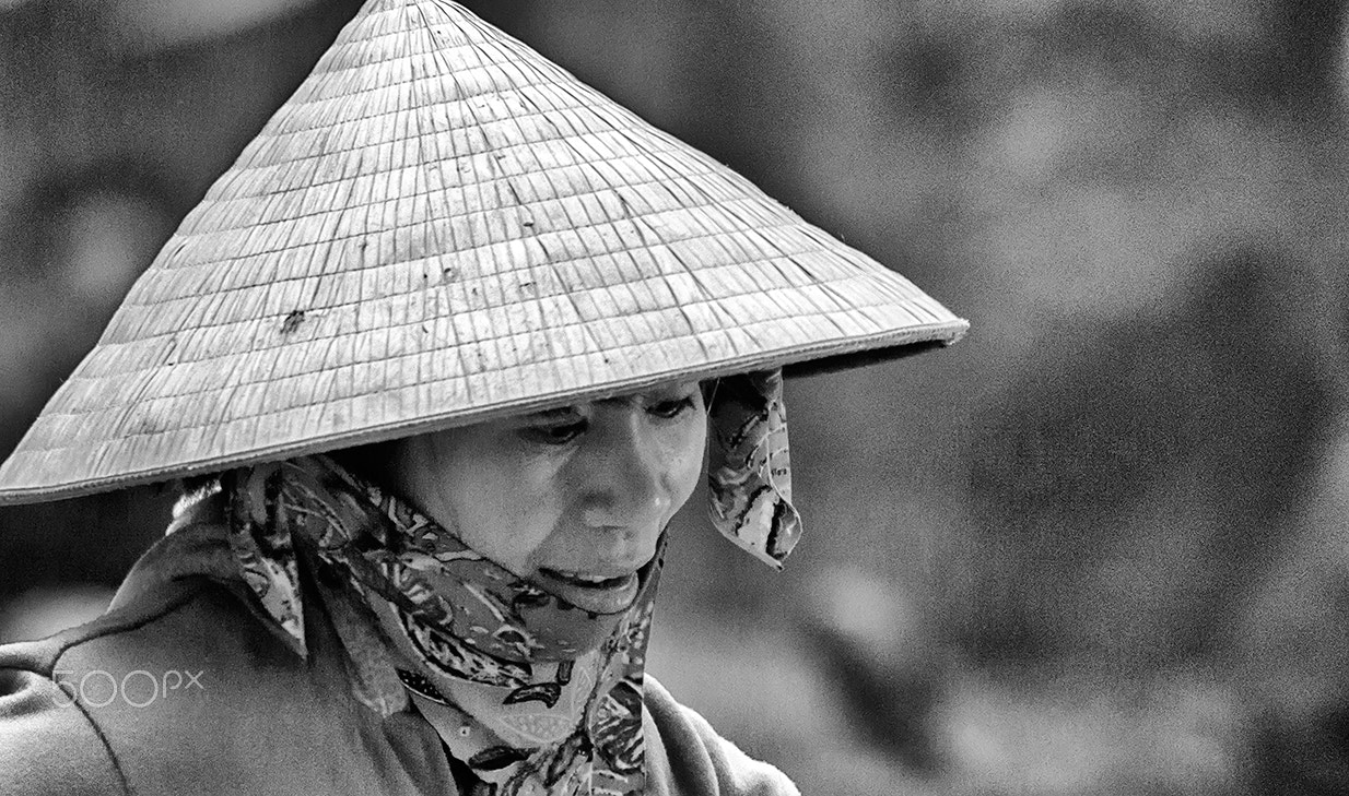 Nikon AF-S Nikkor 200-500mm F5.6E ED VR sample photo. Girl photography